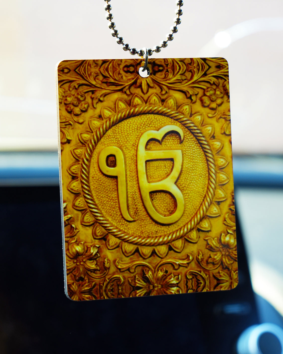 ek onkar car hanging