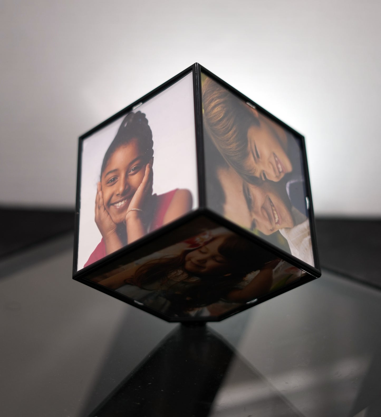 Rotating Photo Frame