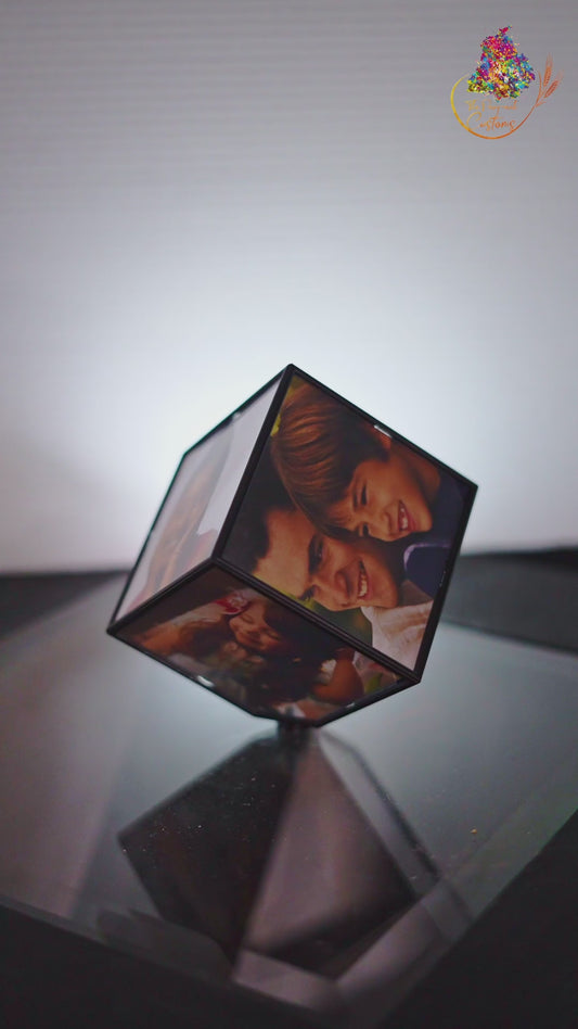 Rotating Photo Frame